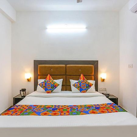 آغْرا Fabhotel The Prasiddh المظهر الخارجي الصورة