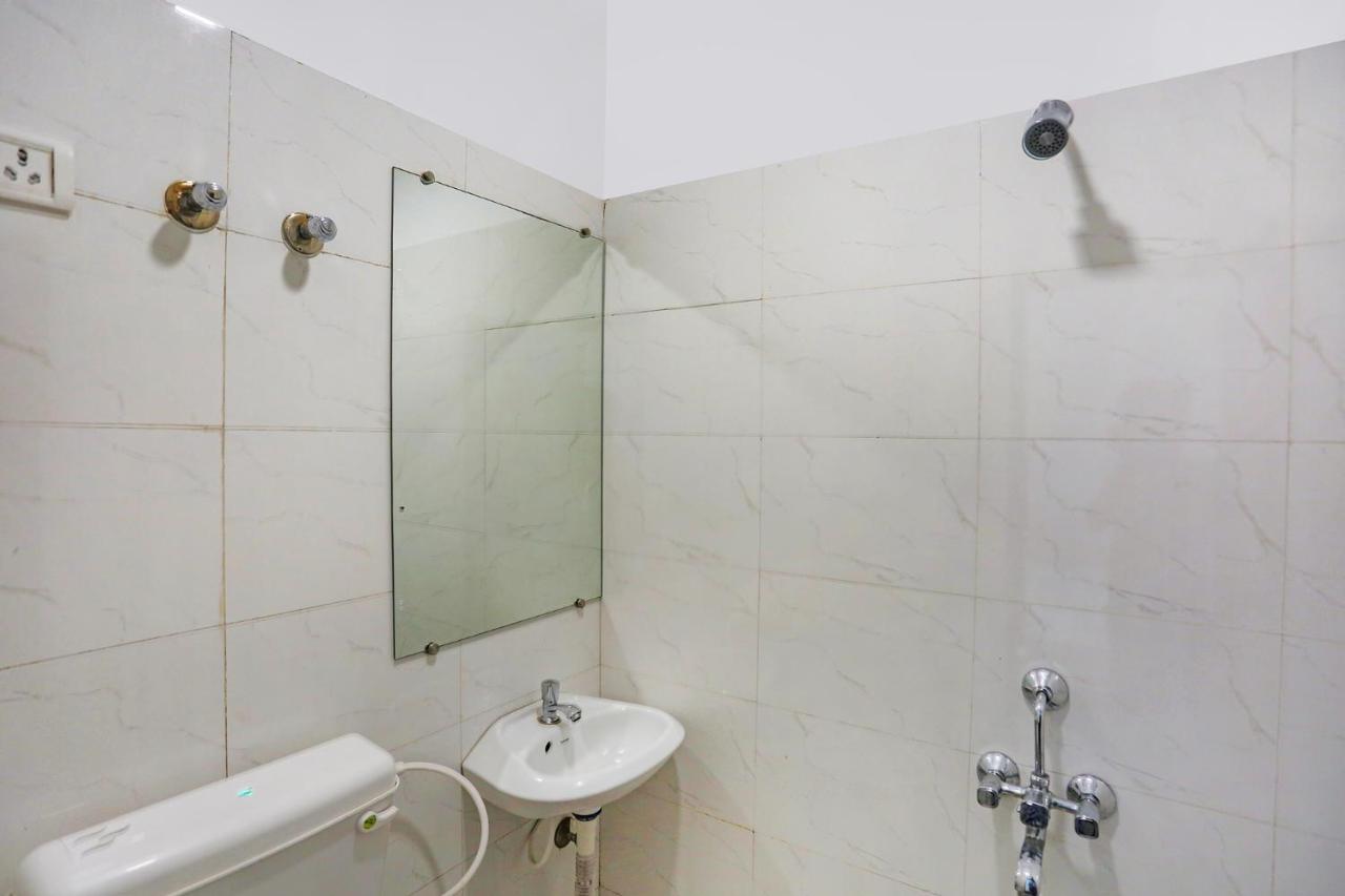 آغْرا Fabhotel The Prasiddh المظهر الخارجي الصورة