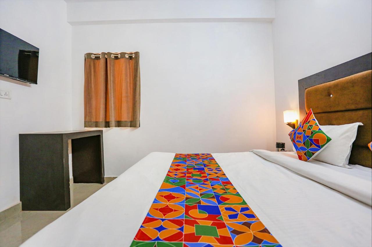 آغْرا Fabhotel The Prasiddh المظهر الخارجي الصورة