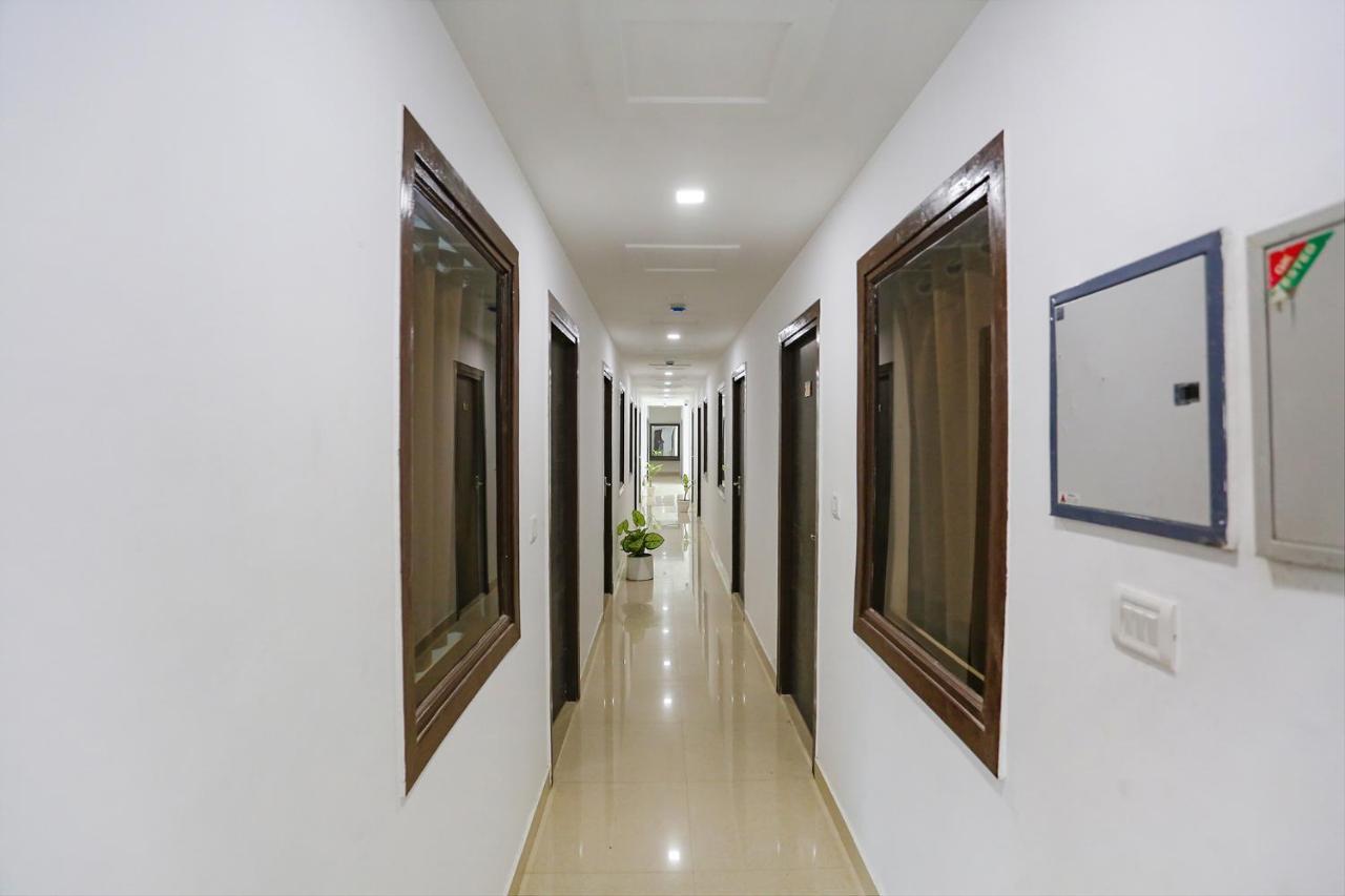 آغْرا Fabhotel The Prasiddh المظهر الخارجي الصورة